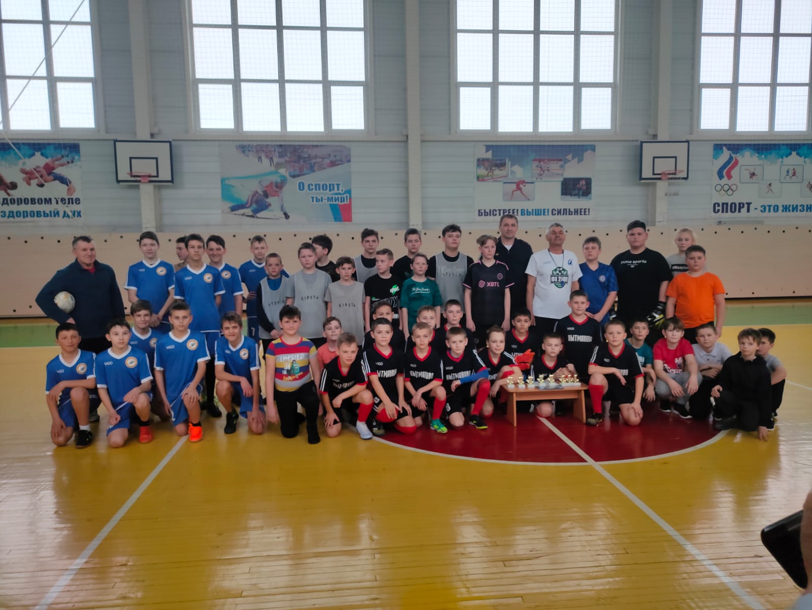турнир по мини-футболу памяти подполковника милиции Долматова Алексея Ивановича.